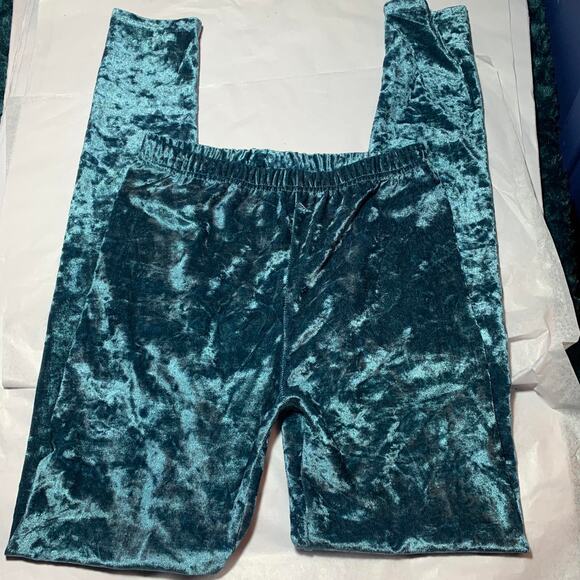 NWOT CRUSHED VELVET LEGGINGS . - Picture 1 of 4